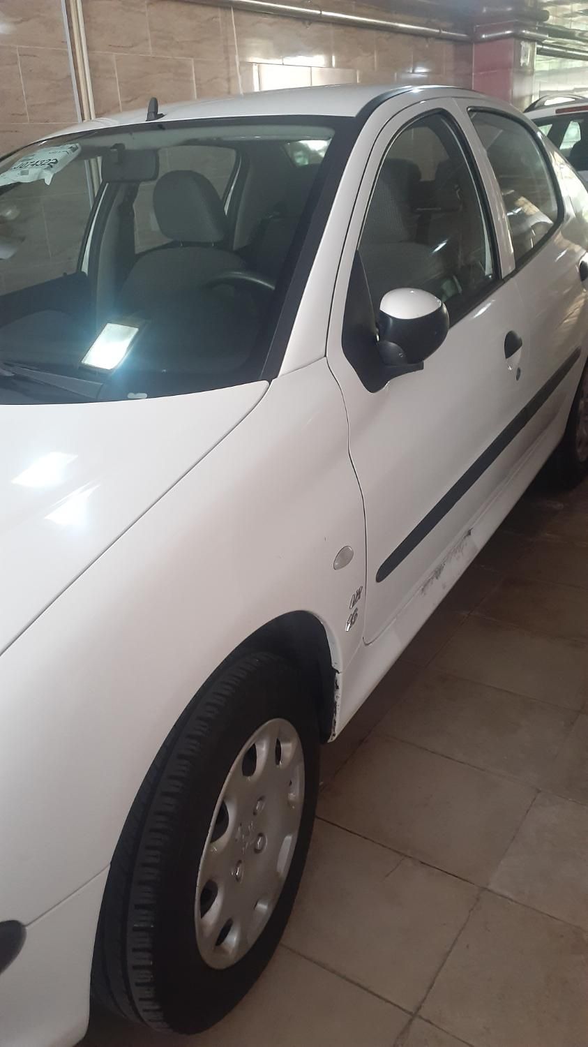 پژو ۲۰۶ صندوق دار v8 - 1399