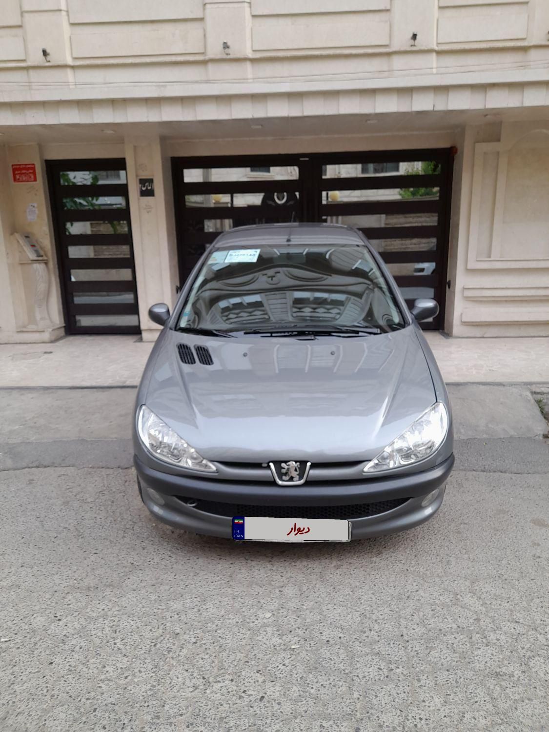 پژو ۲۰۶ صندوق دار v8 - 1392