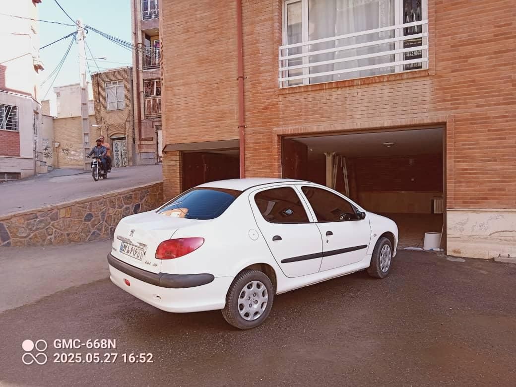 پژو ۲۰۶ صندوق دار v8 - 1397