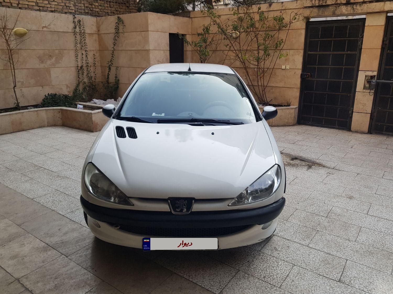 پژو ۲۰۶ صندوق دار v2 - 1391