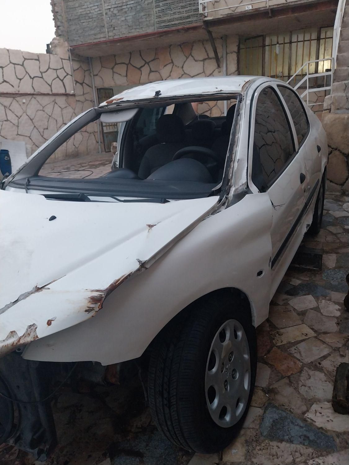 پژو ۲۰۶ صندوق دار v8 - 1396