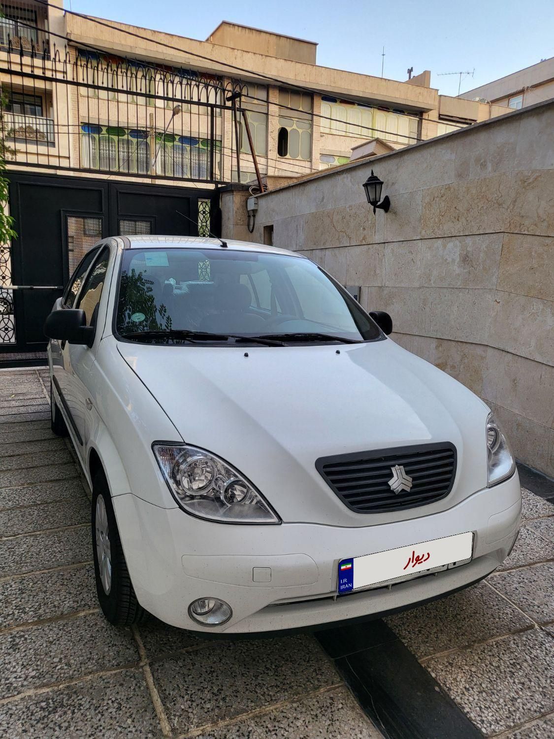 تیبا صندوق دار SX - 1399