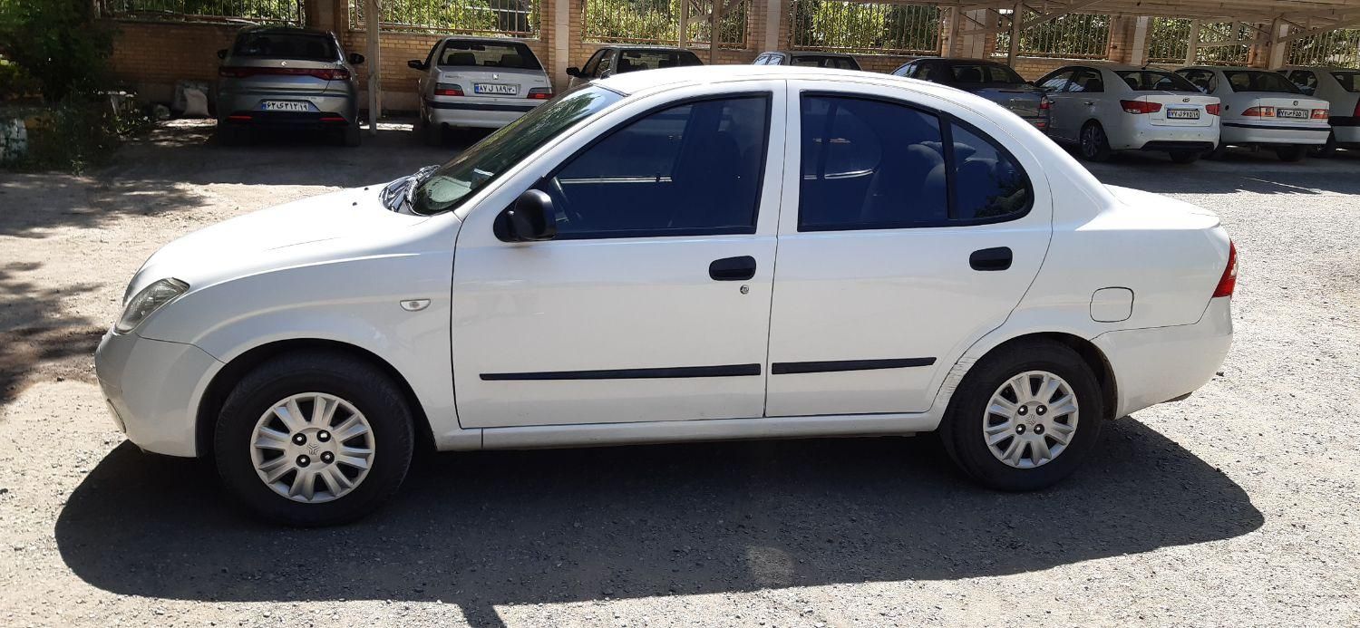 تیبا صندوق دار SX - 1398