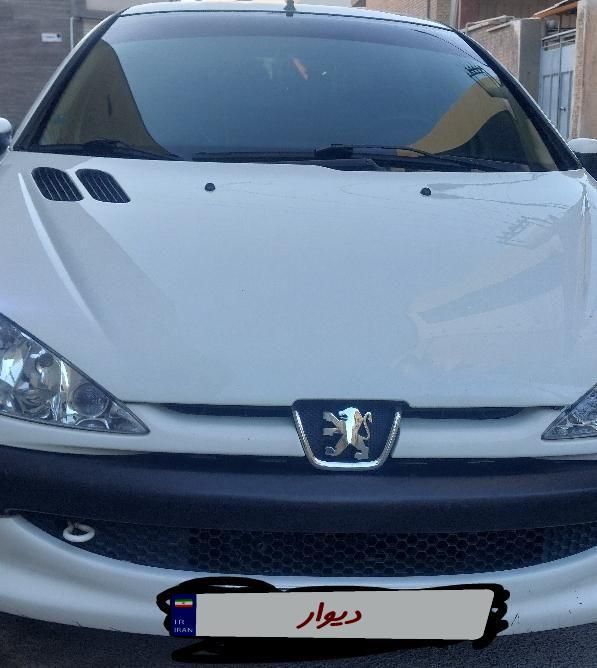 پژو ۲۰۶ صندوق دار v8 - 1399