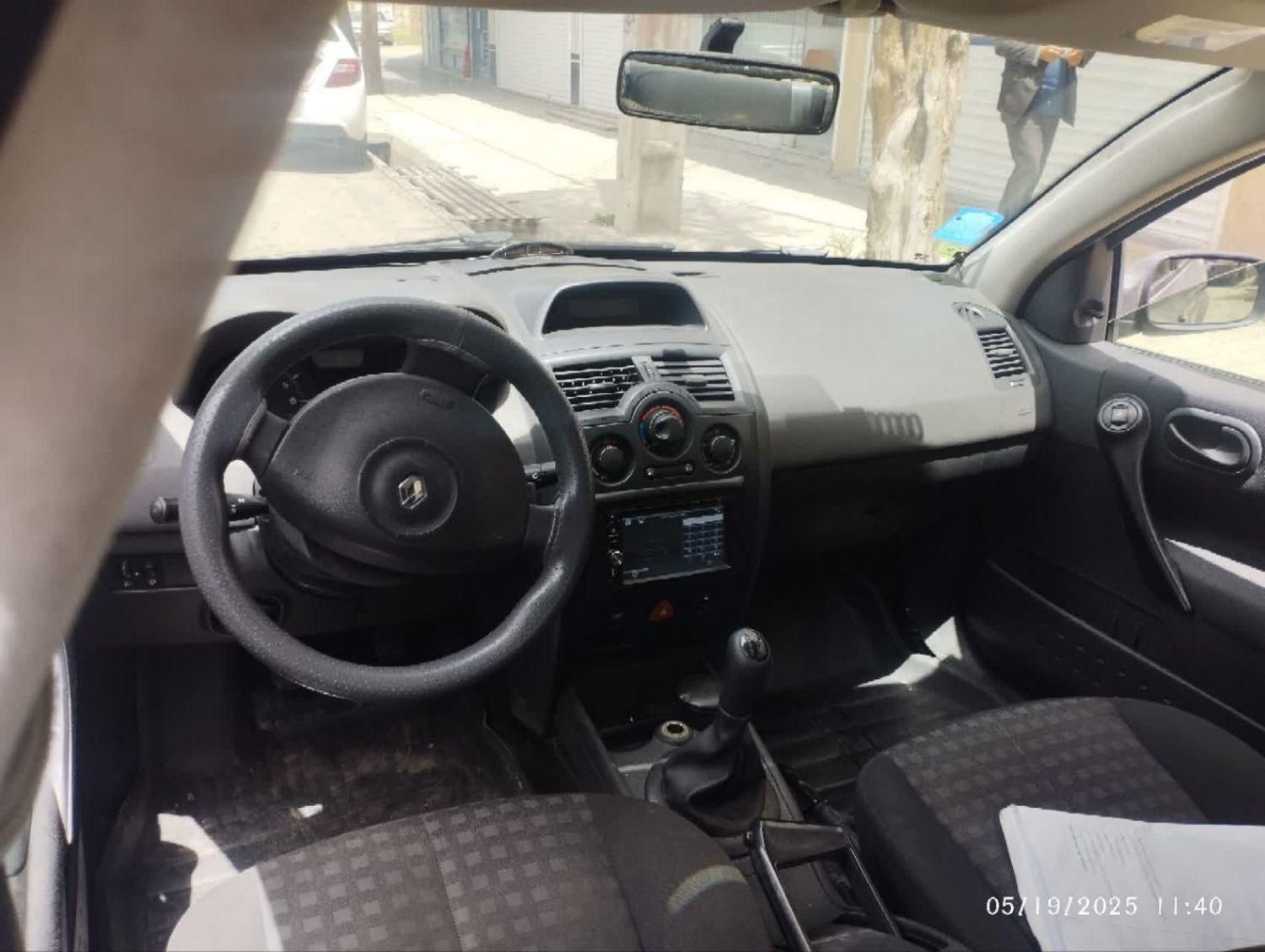 رنو مگان دنده‌ای 1600 - 2008