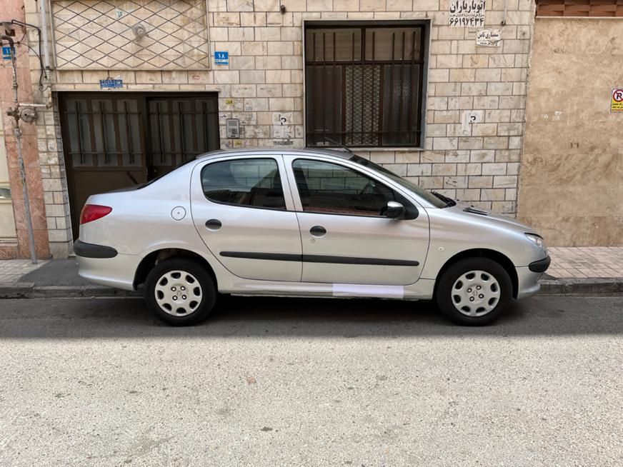 پژو ۲۰۶ صندوق دار v8 - 1388