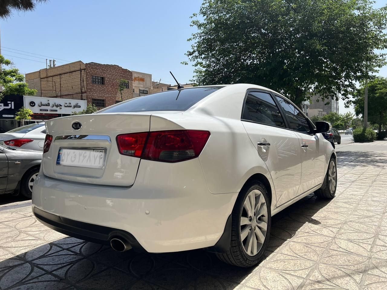 کیا سراتو 2.0 لیتر اتوماتیک GT لاین - 2010