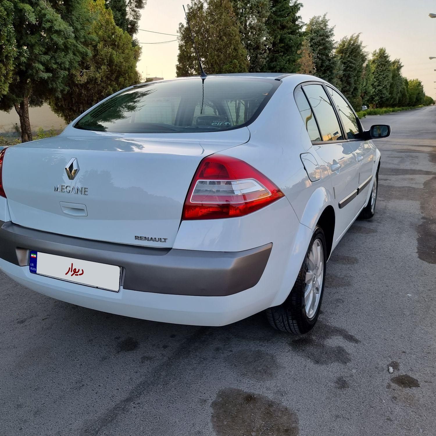 رنو مگان پارس خودرو 2000 - 2011