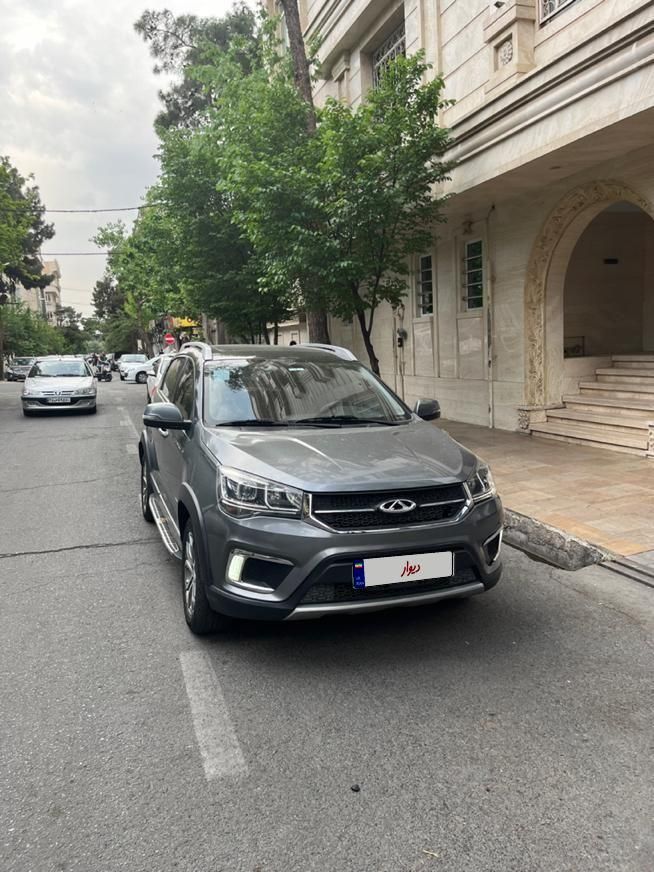 خودرو ام وی ام، X22 آگهی ann_18376023