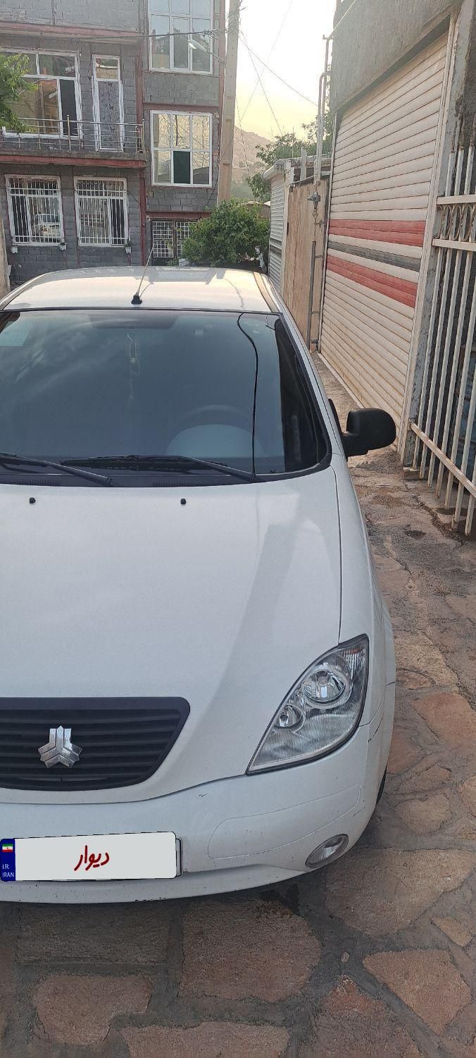 تیبا صندوق دار SX - 1400