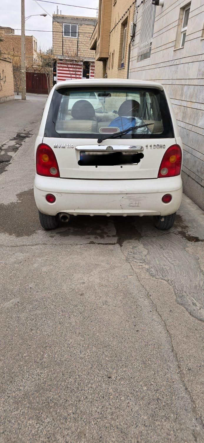 ام وی ام 110 چهار سیلندر دنده ای - 2011