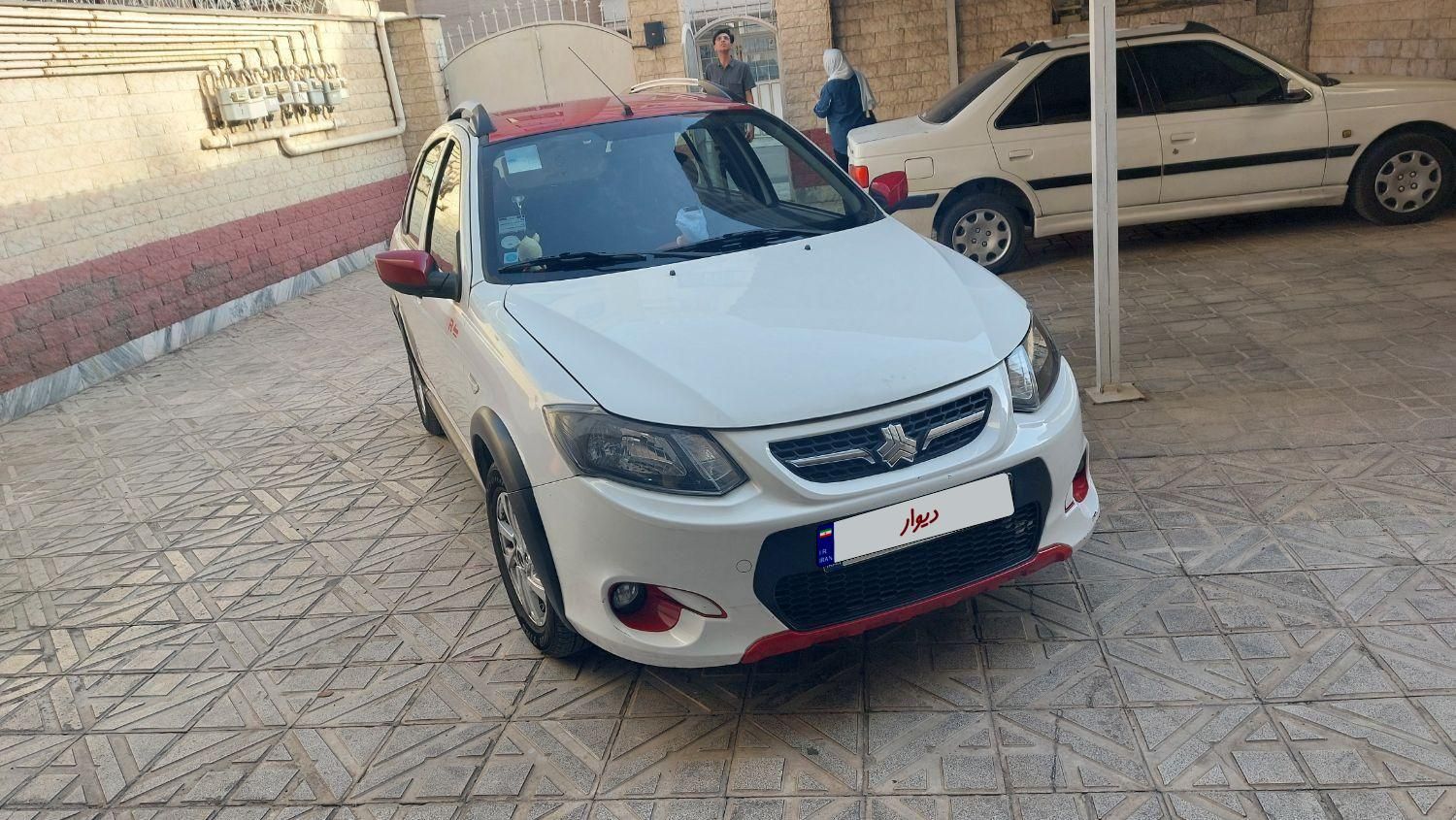خودرو کوییک، R آگهی ann_18378557