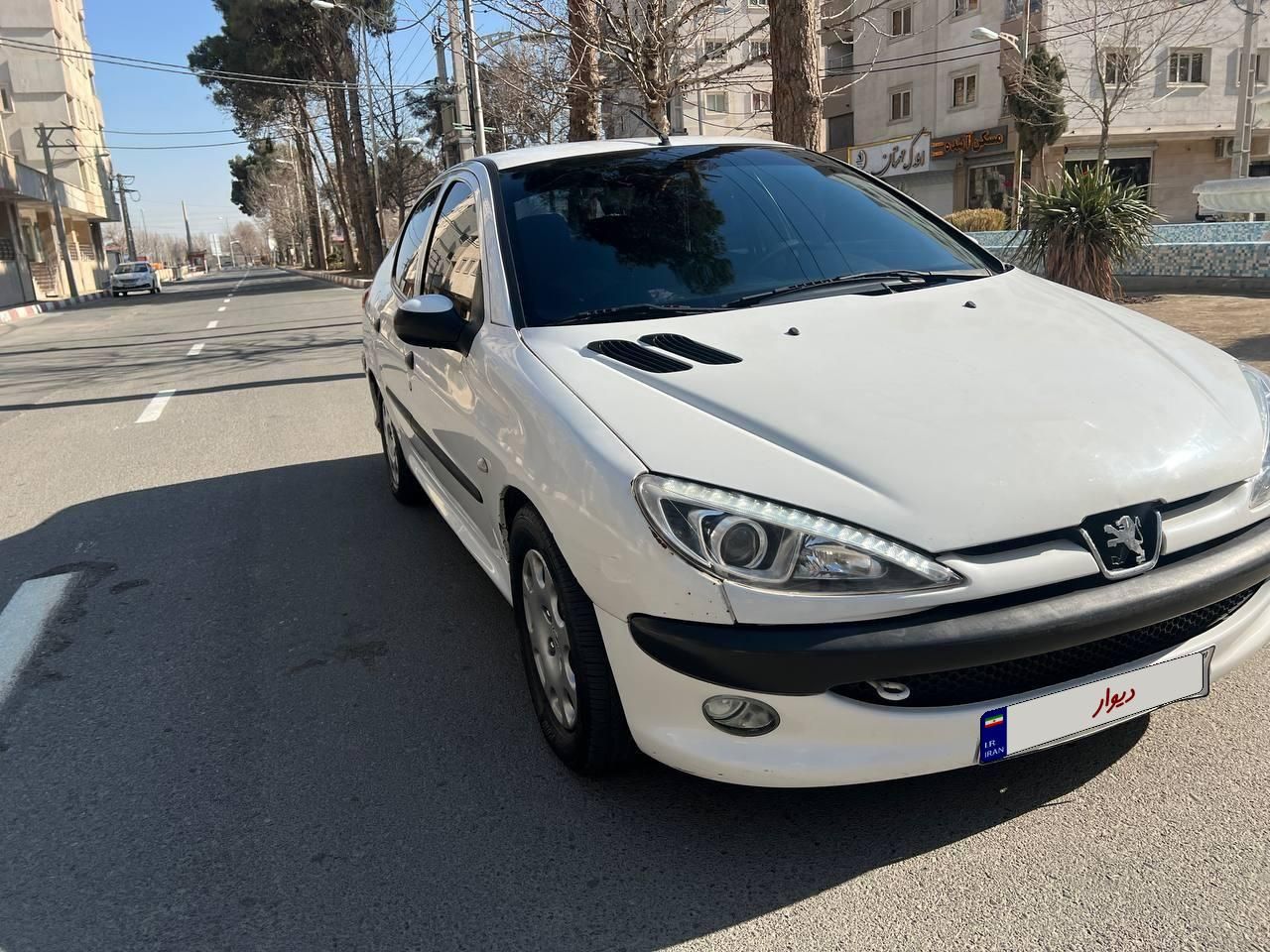 پژو ۲۰۶ صندوق دار v8 - 1395