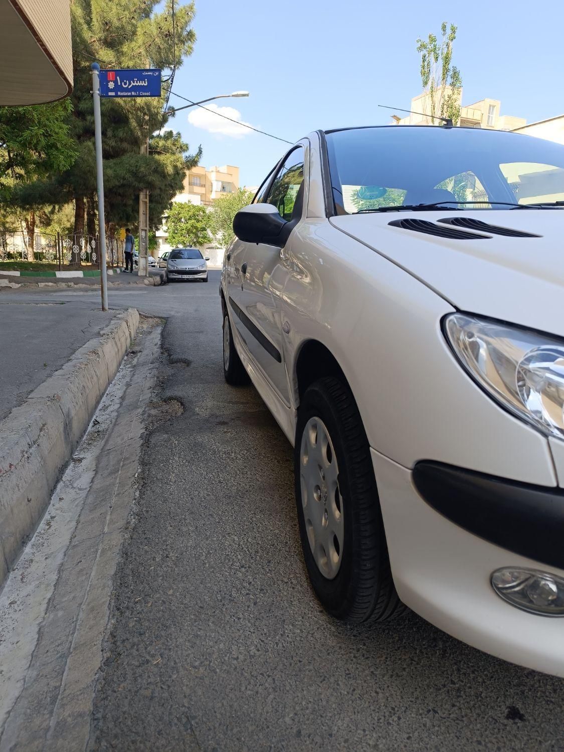 پژو ۲۰۶ صندوق دار v8 - 1390