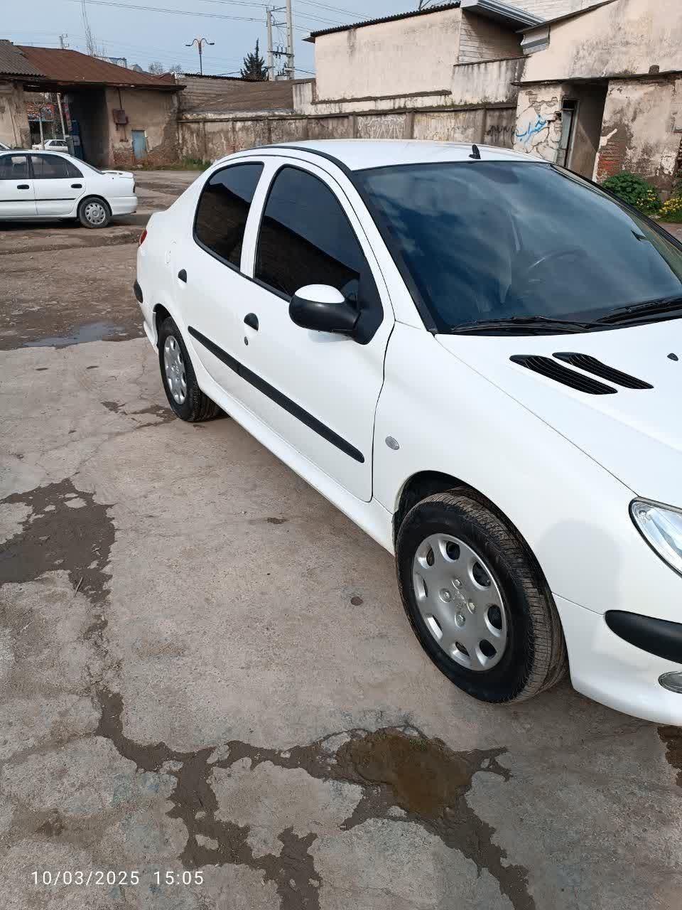 پژو ۲۰۶ صندوق دار v8 - 1389