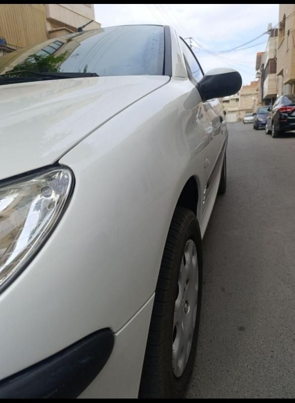 پژو ۲۰۶ صندوق دار v8 - 1394