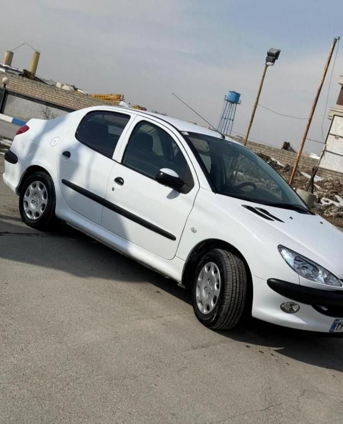 خودرو پژو، ۲۰۶ صندوق دار آگهی ann_18378789