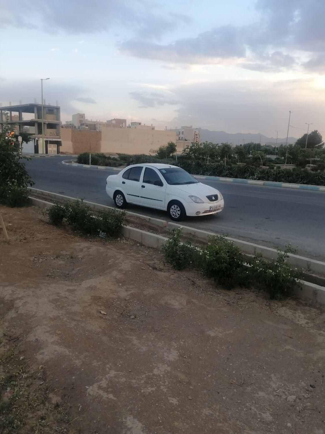 تیبا صندوق دار پلاس - 1399