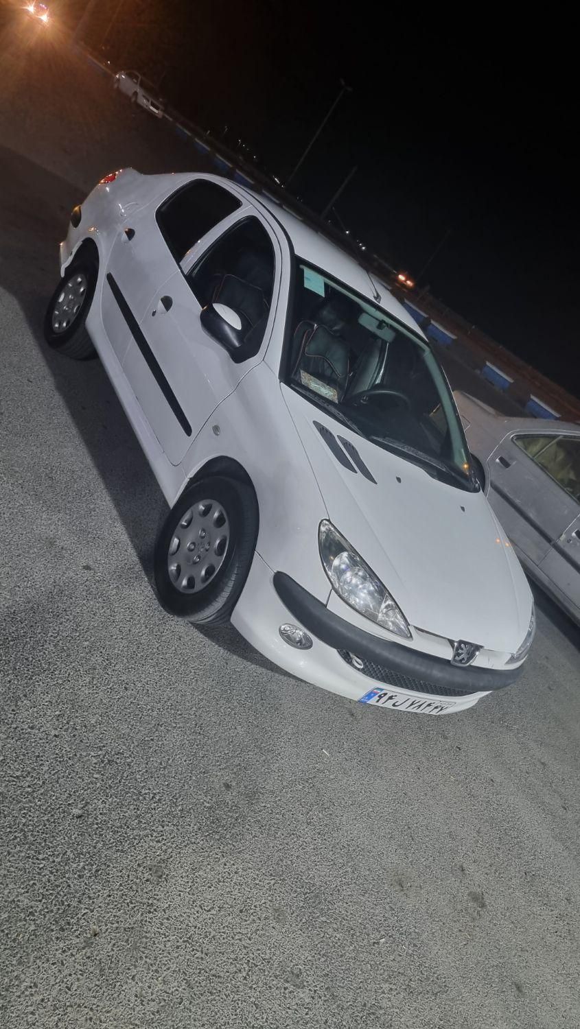پژو ۲۰۶ صندوق دار v8 - 1397