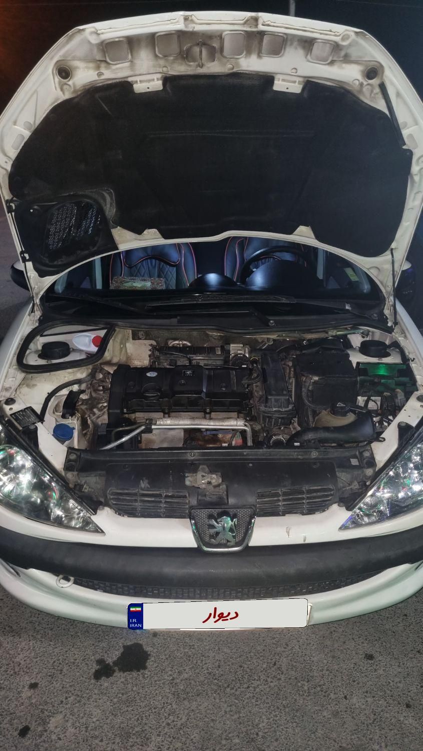 پژو ۲۰۶ صندوق دار v8 - 1397