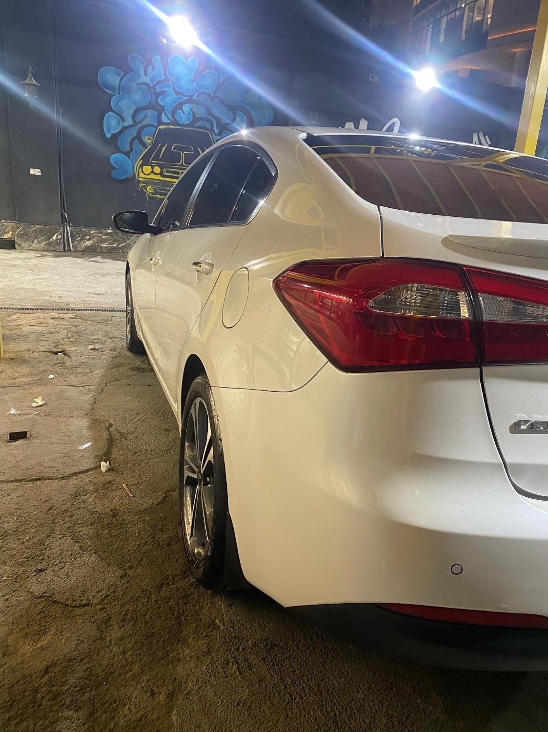 کیا سراتو 2.0 لیتر اتوماتیک GT لاین - 2015