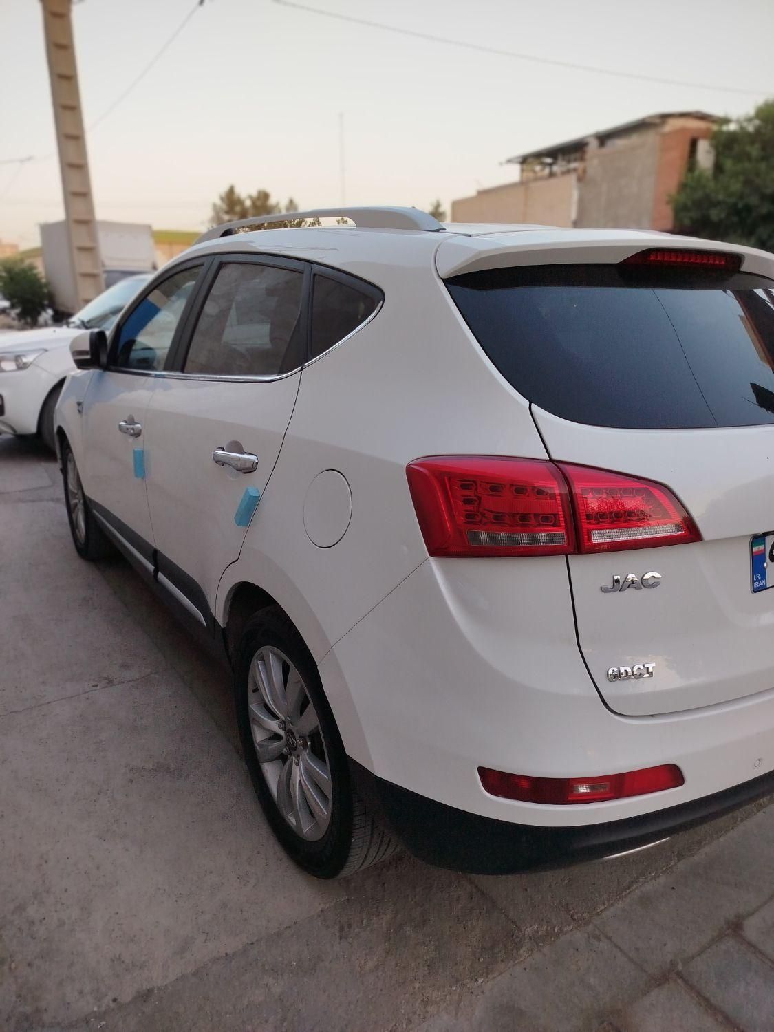 جک S5 اتوماتیک - 2018