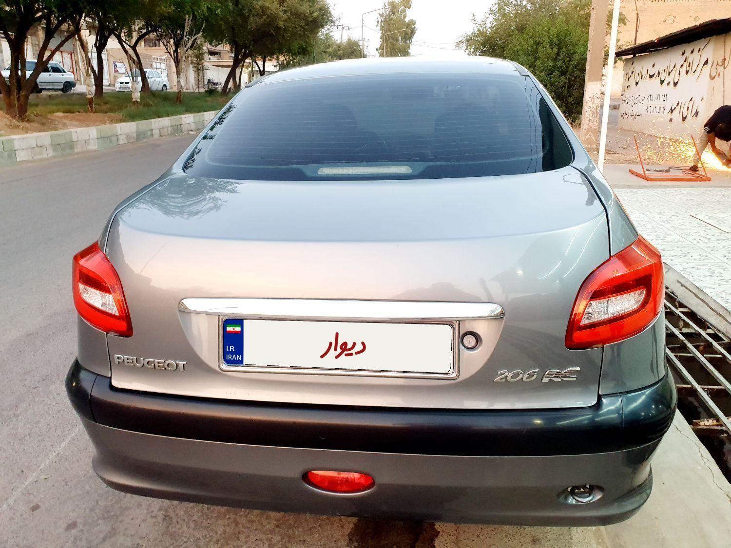 پژو 206 تیپ 5 - 1390