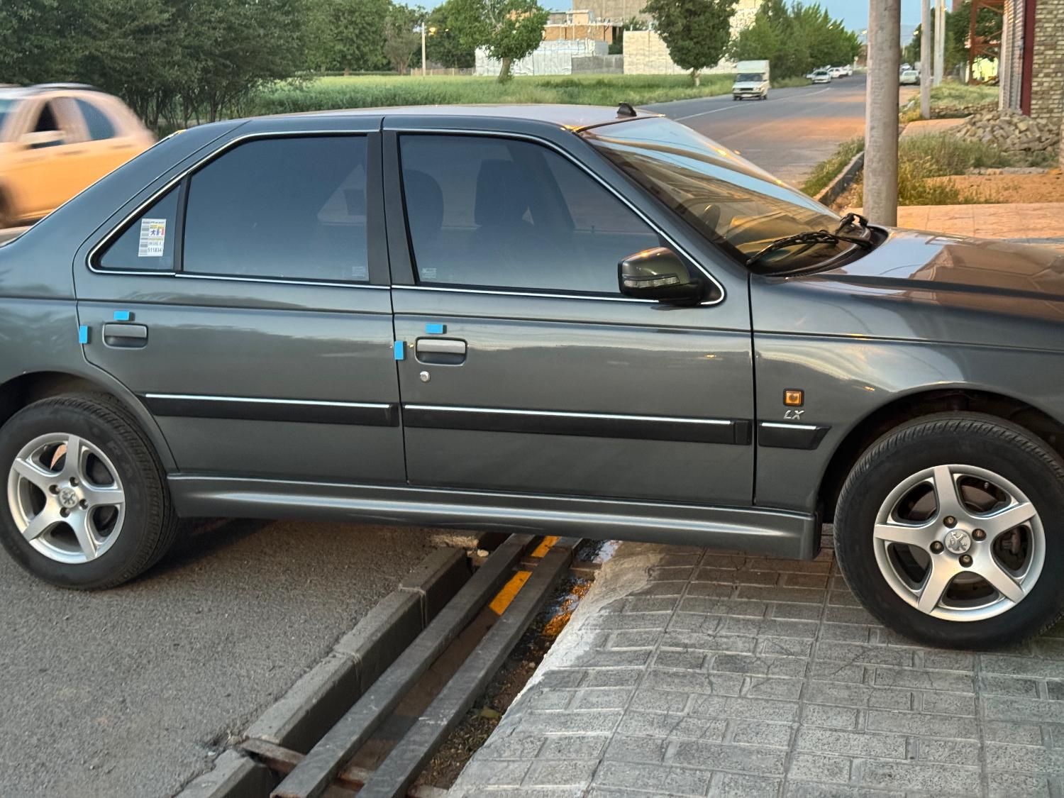 پژو پارس LX - 1400