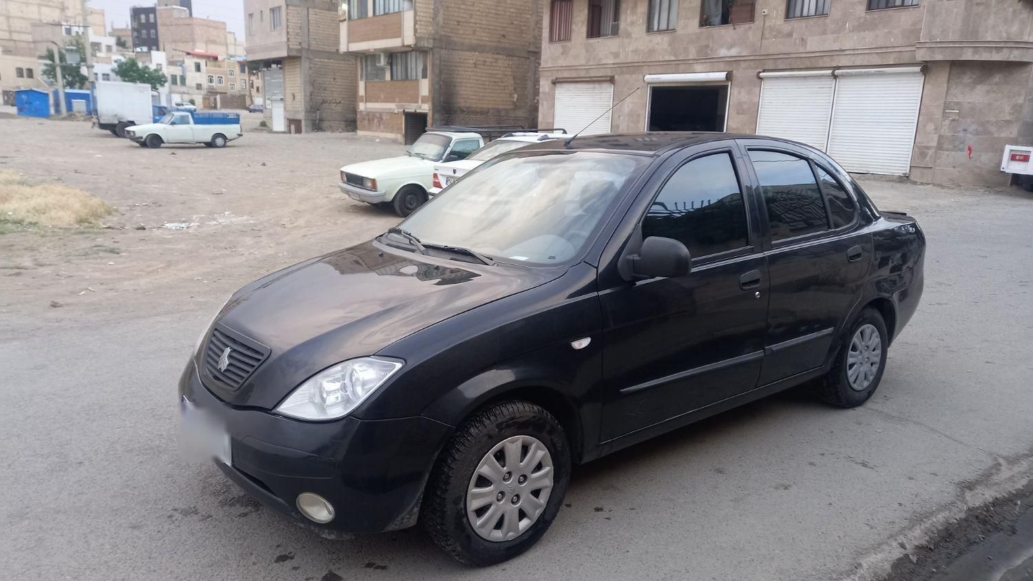تیبا صندوق دار LX - 1392