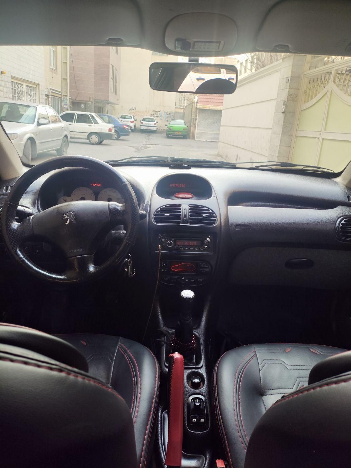 پژو ۲۰۶ صندوق دار v8 - 1390