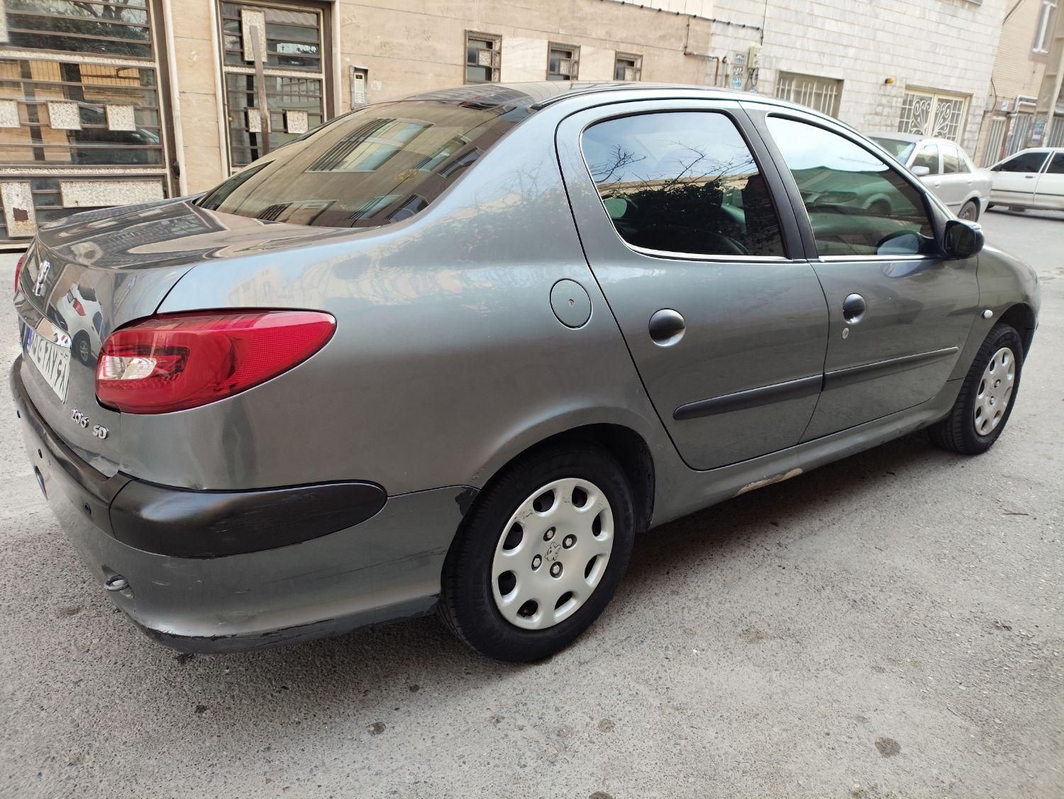 پژو ۲۰۶ صندوق دار v8 - 1390
