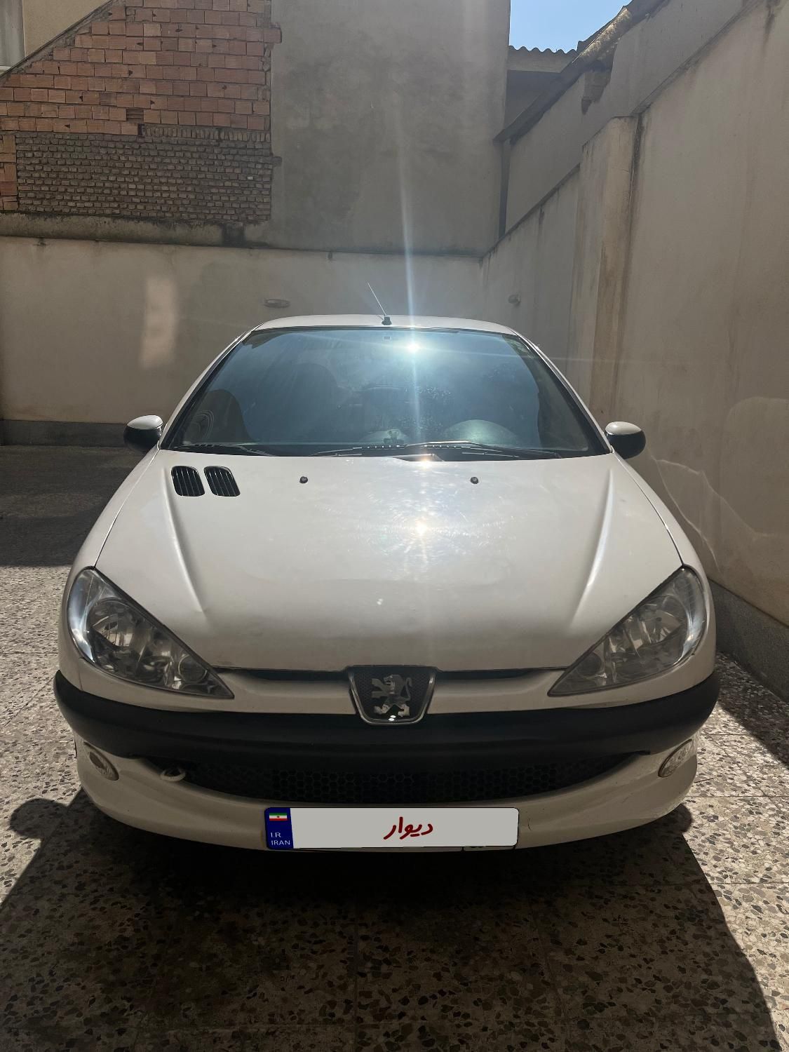 پژو ۲۰۶ صندوق دار v8 - 1390