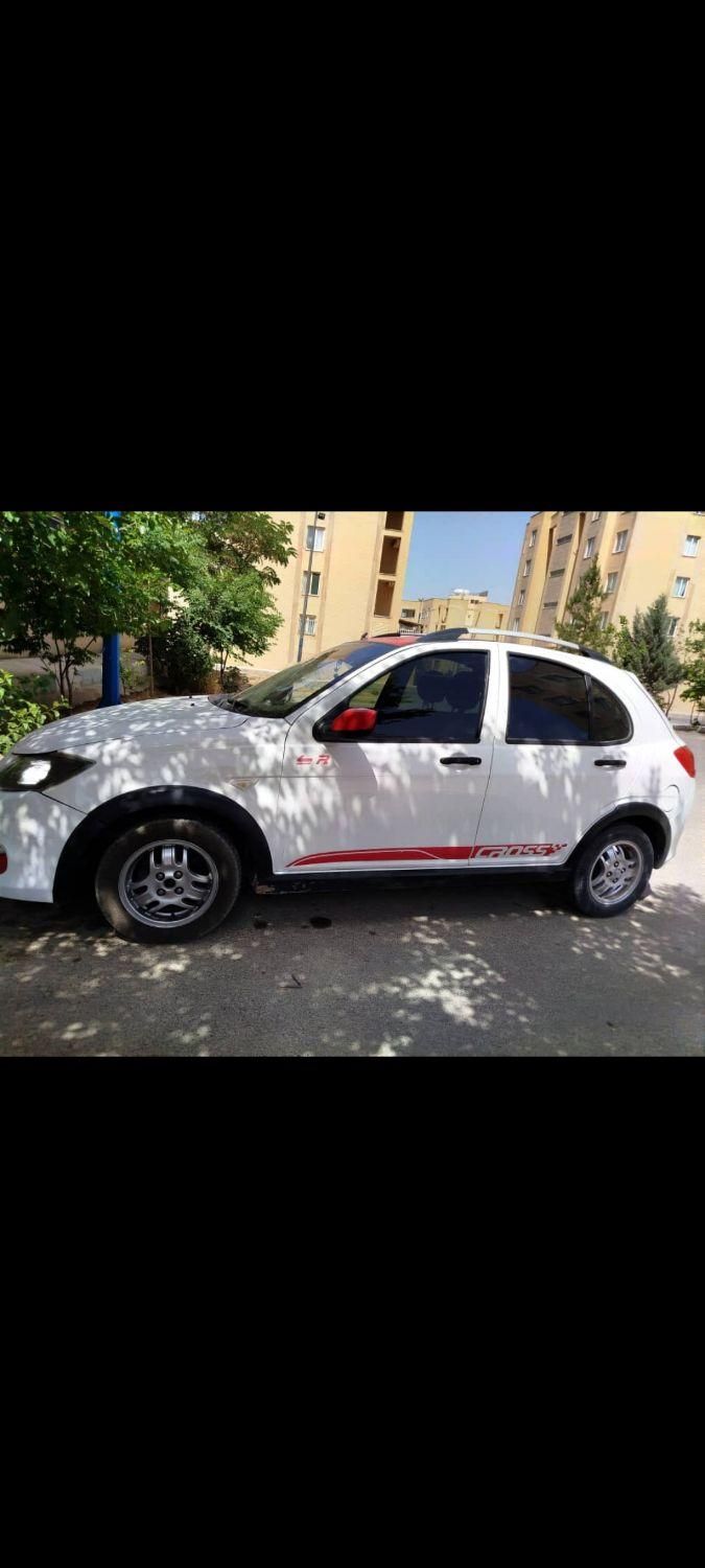 خودرو کوییک، R آگهی ann_18380357