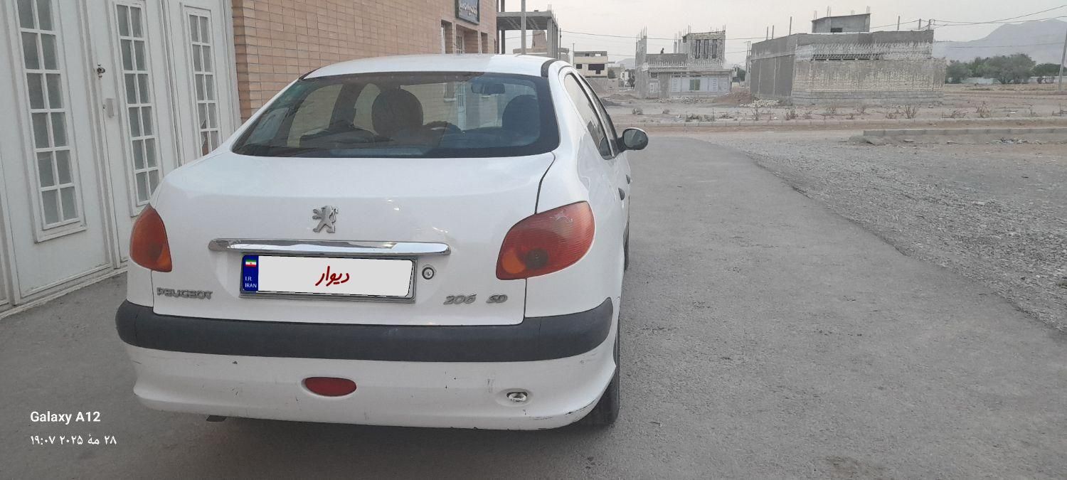 پژو ۲۰۶ صندوق دار v8 - 1392