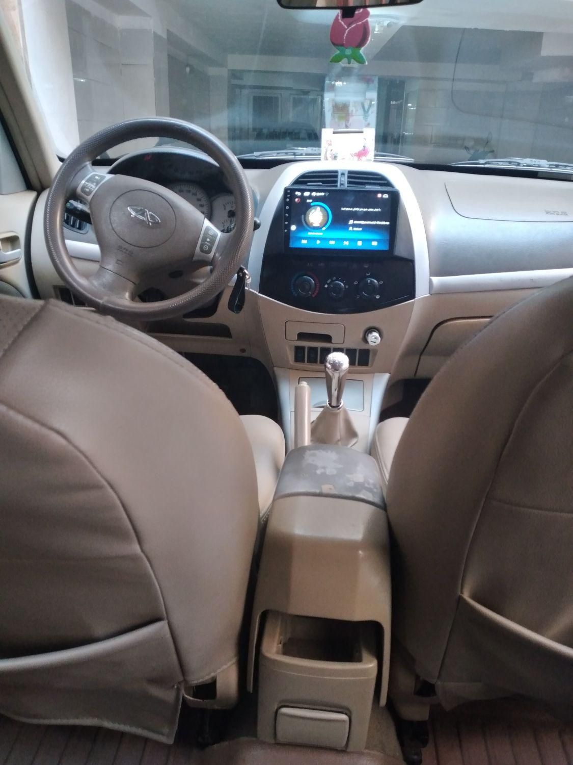 ام وی ام X33 دنده‌ای ساده - 2012