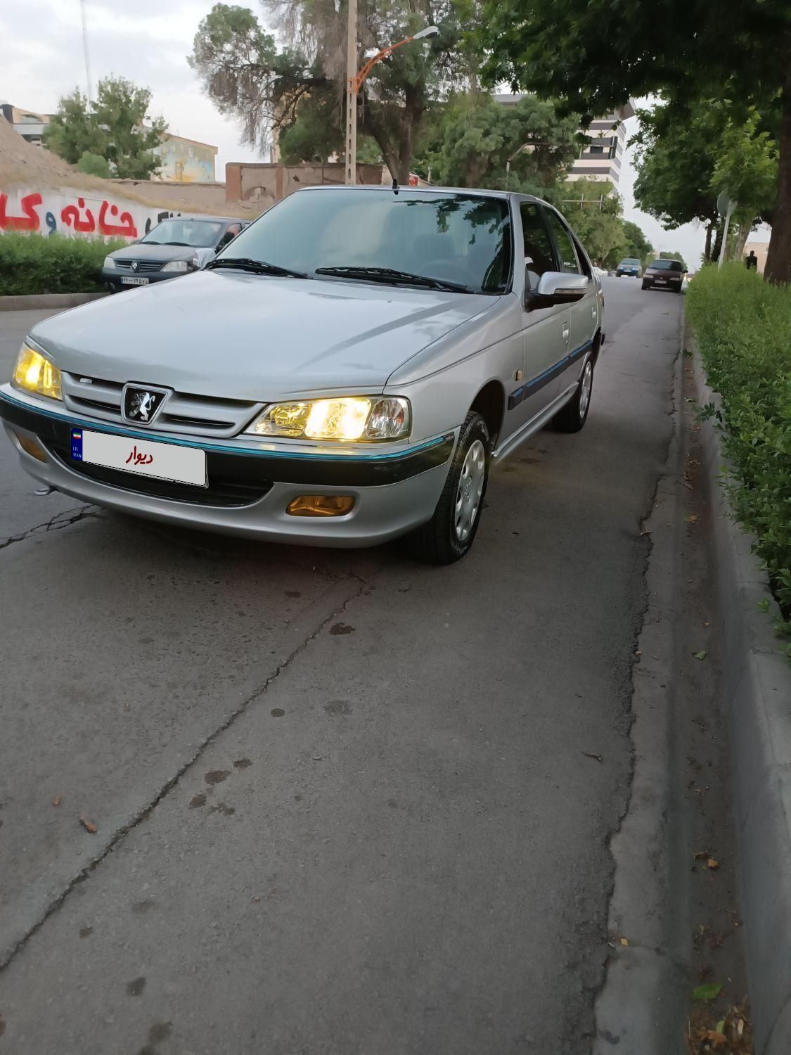 پژو پارس XU7ساده - 1388