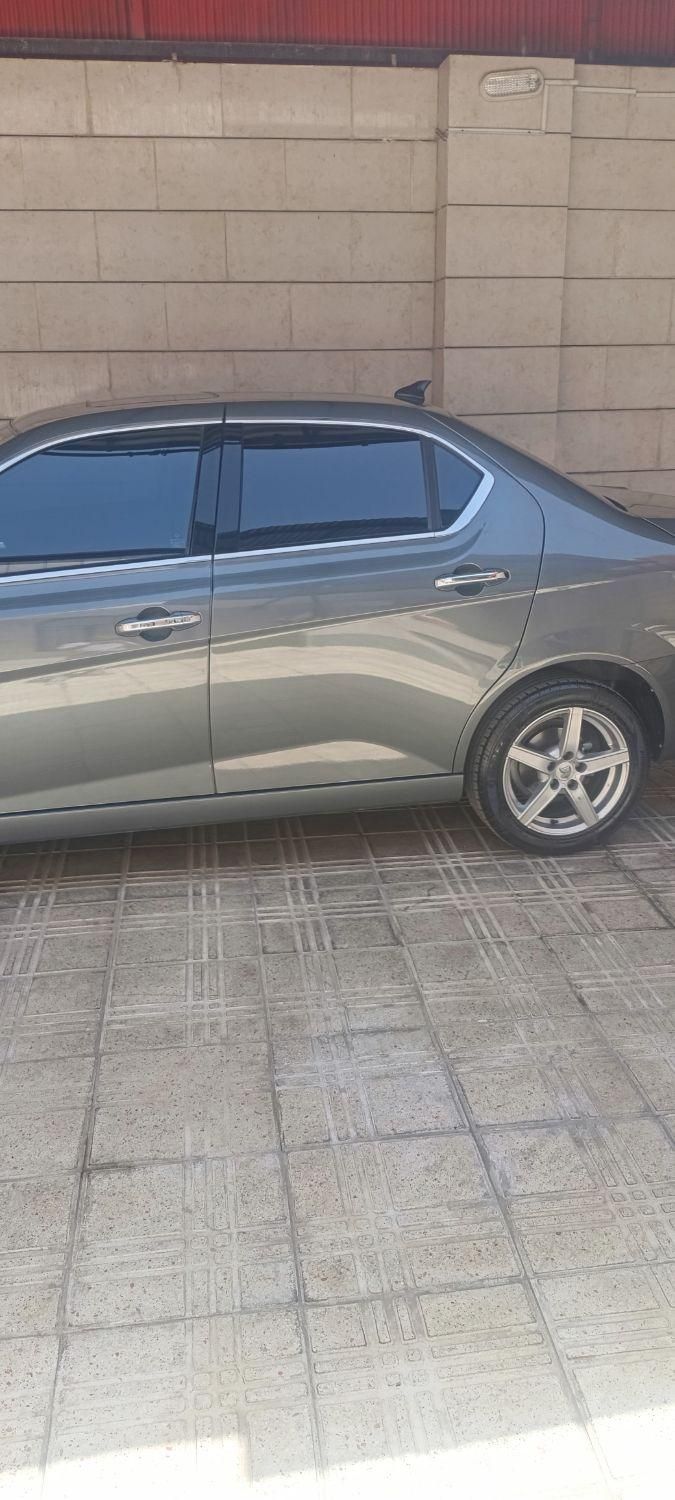 دنا پلاس توربو شارژ 6 دنده توربو - 1402
