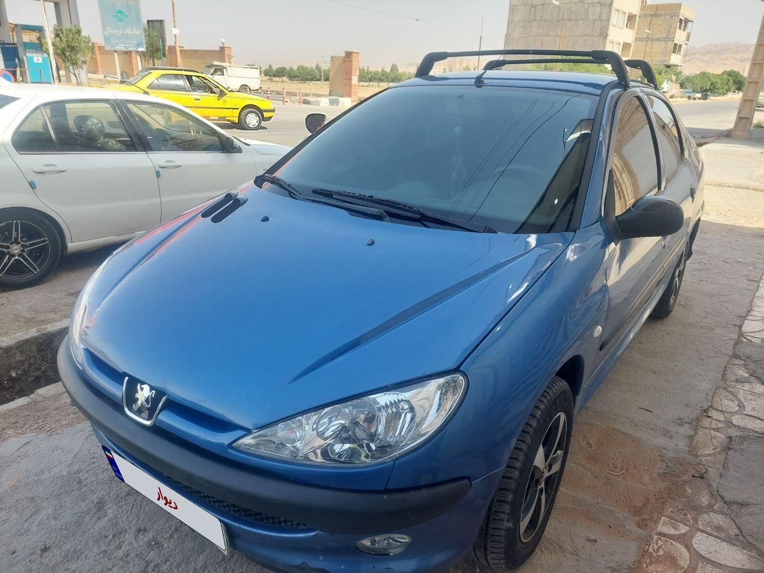پژو ۲۰۶ صندوق دار v8 - 1393