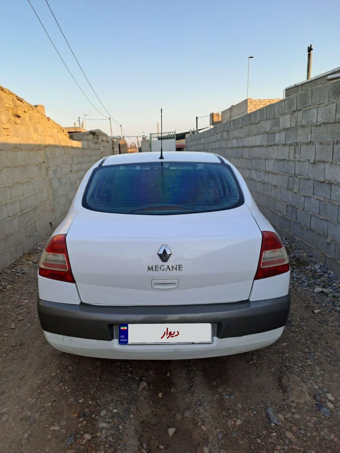 رنو مگان پارس خودرو 1600 E2 - 2011