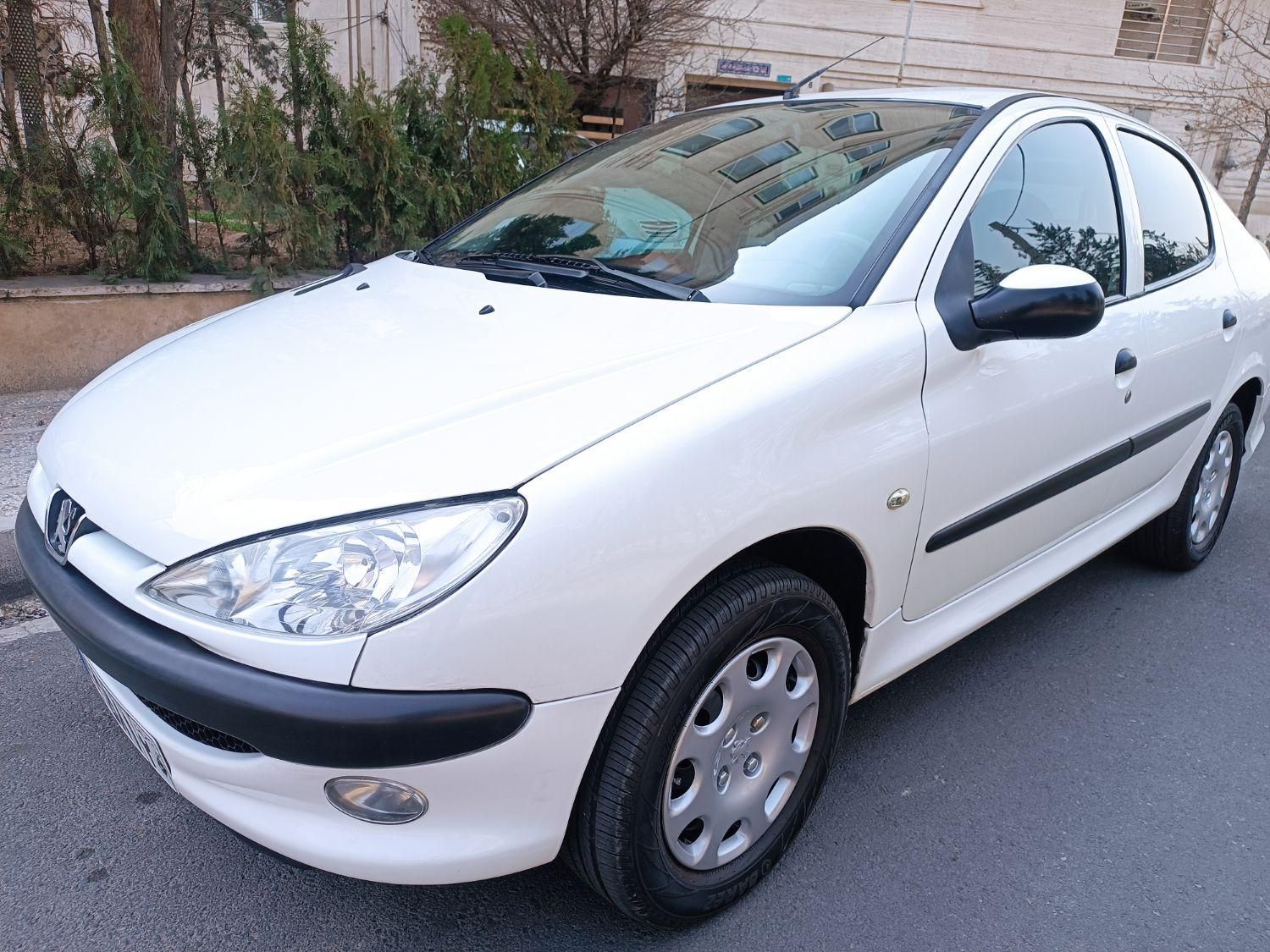 پژو ۲۰۶ صندوق دار v8 - 1389