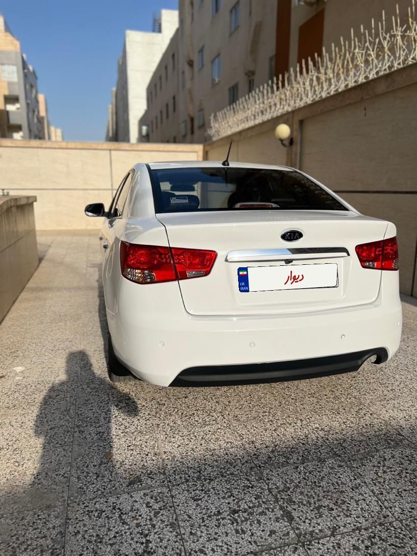 خودرو کیا، سراتو مونتاژ آگهی ann_18381346
