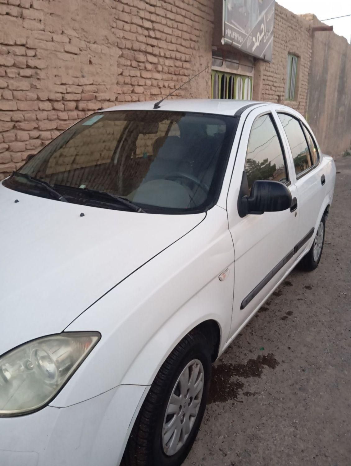 تیبا صندوق دار SX - 1394