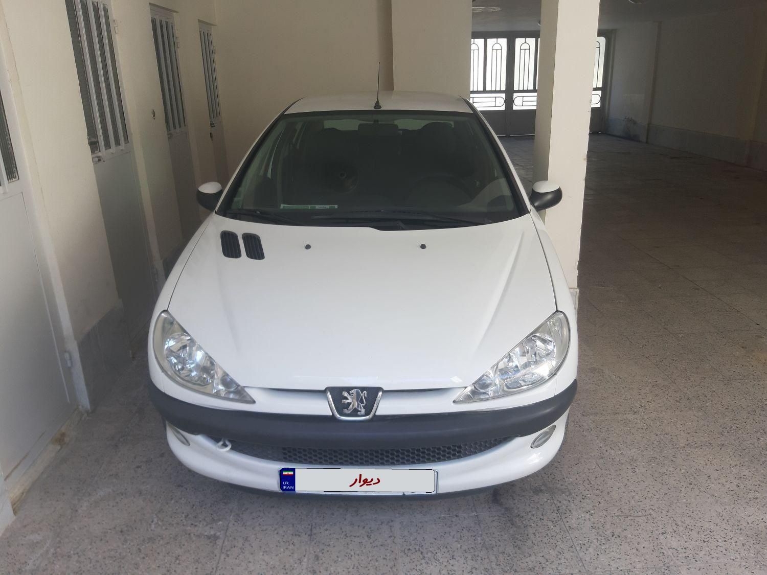 پژو ۲۰۶ صندوق دار v8 - 1398