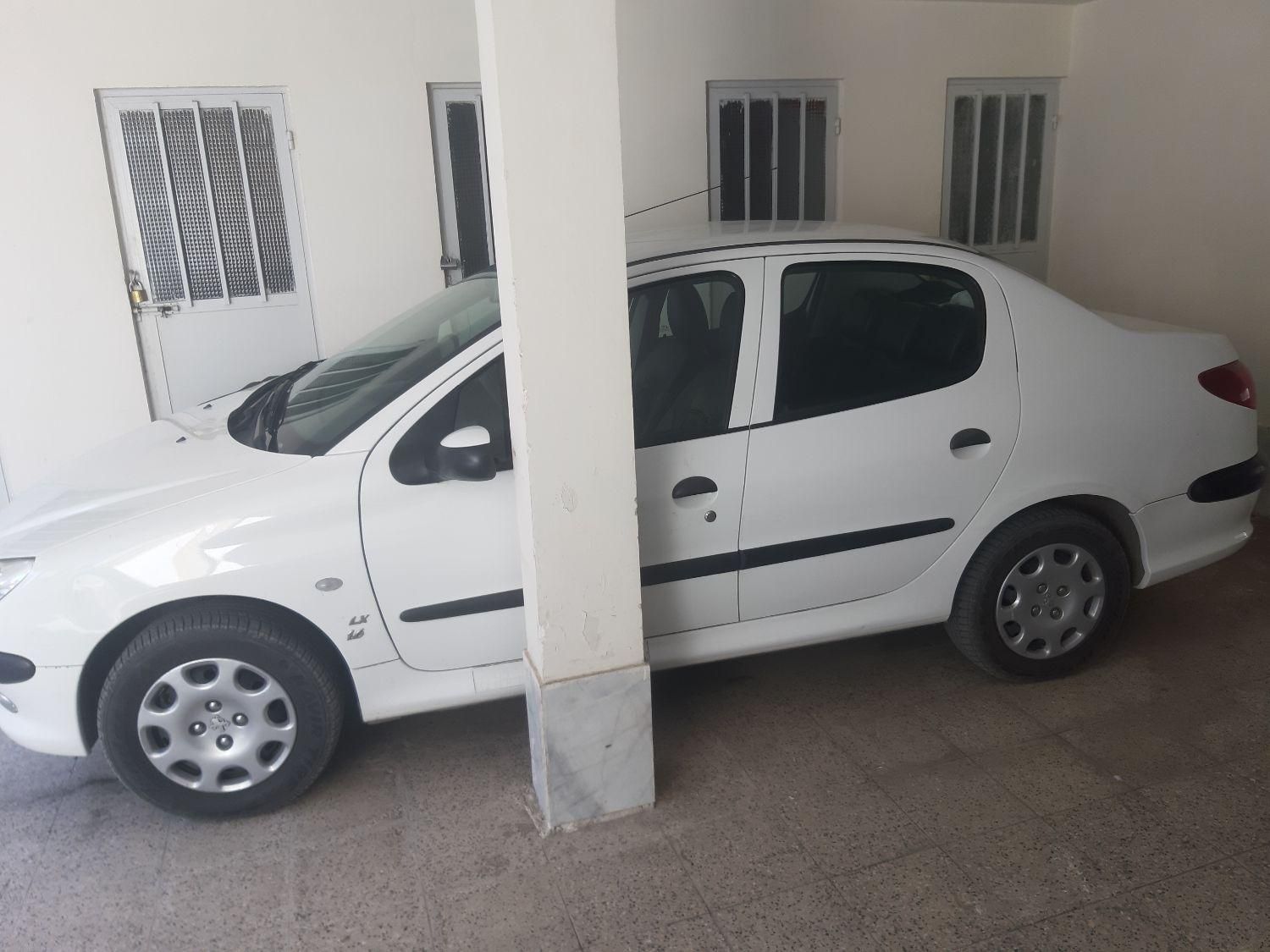 پژو ۲۰۶ صندوق دار v8 - 1398