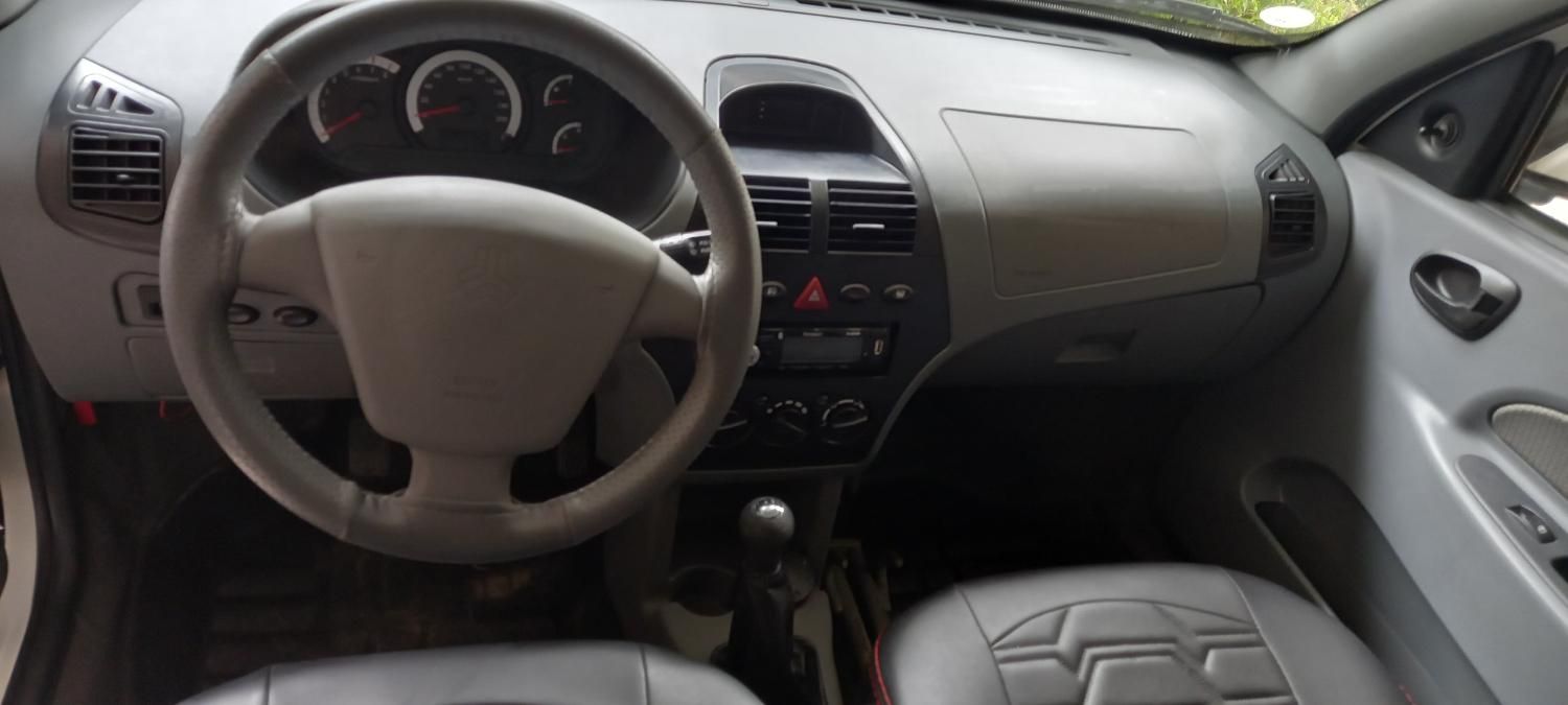 تیبا صندوق دار SX - 1400