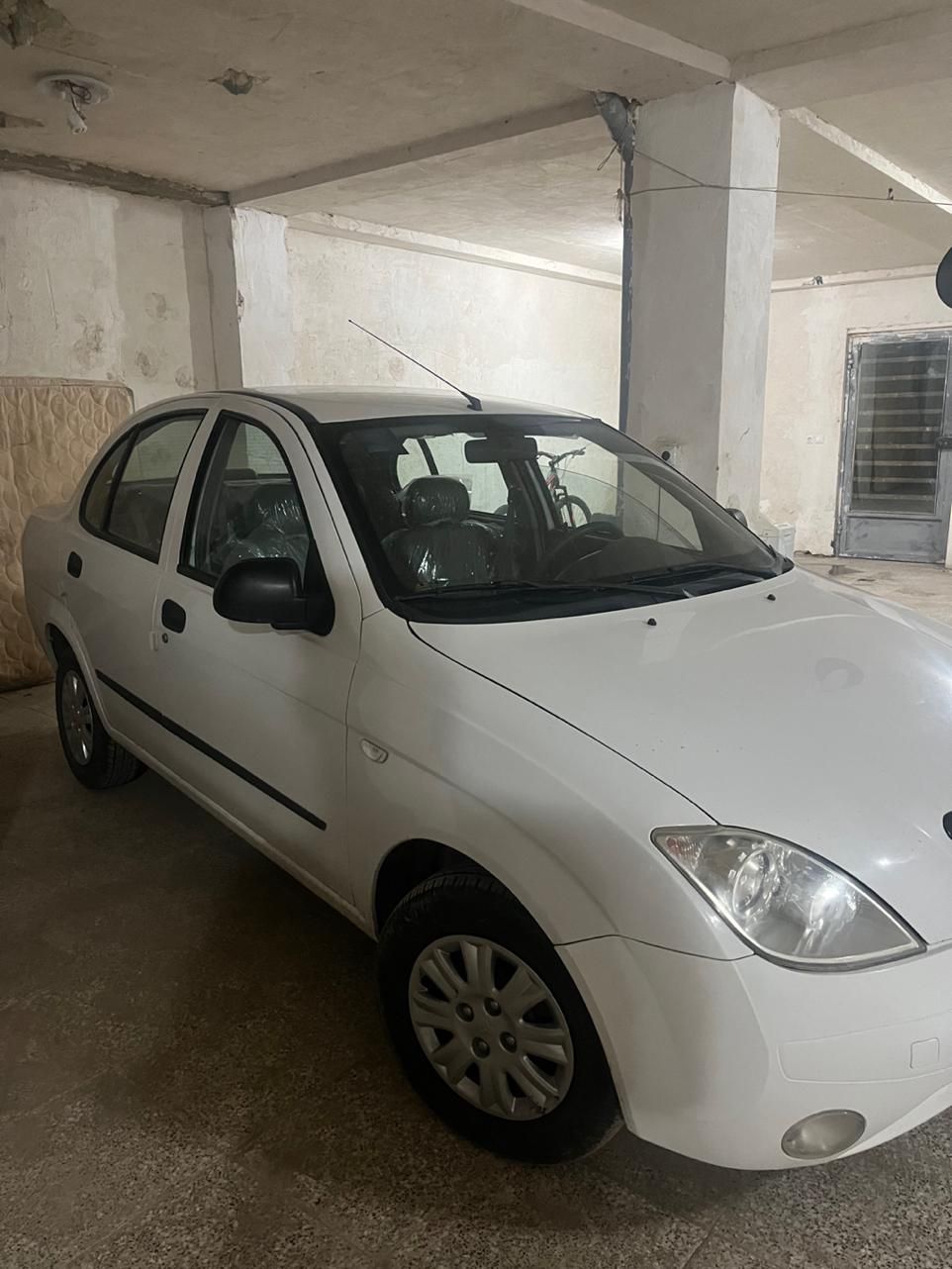 تیبا صندوق دار SX - 1396