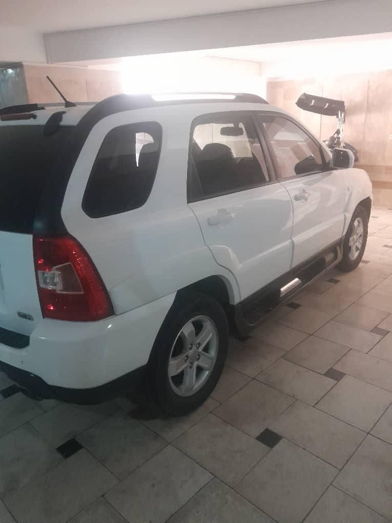 کیا اسپورتیج 6 سیلندر 2700cc - 2010