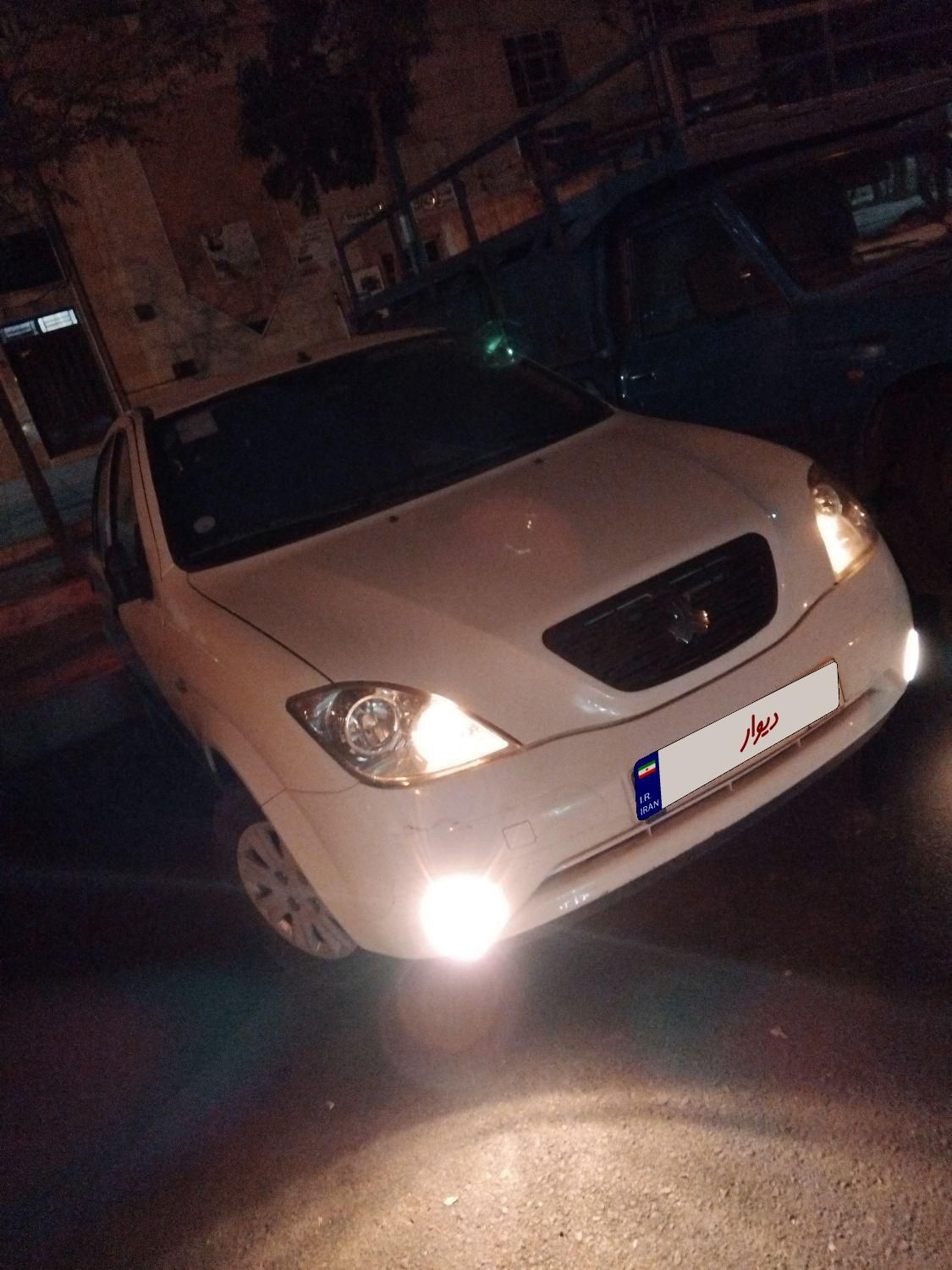 تیبا صندوق دار SX - 1399