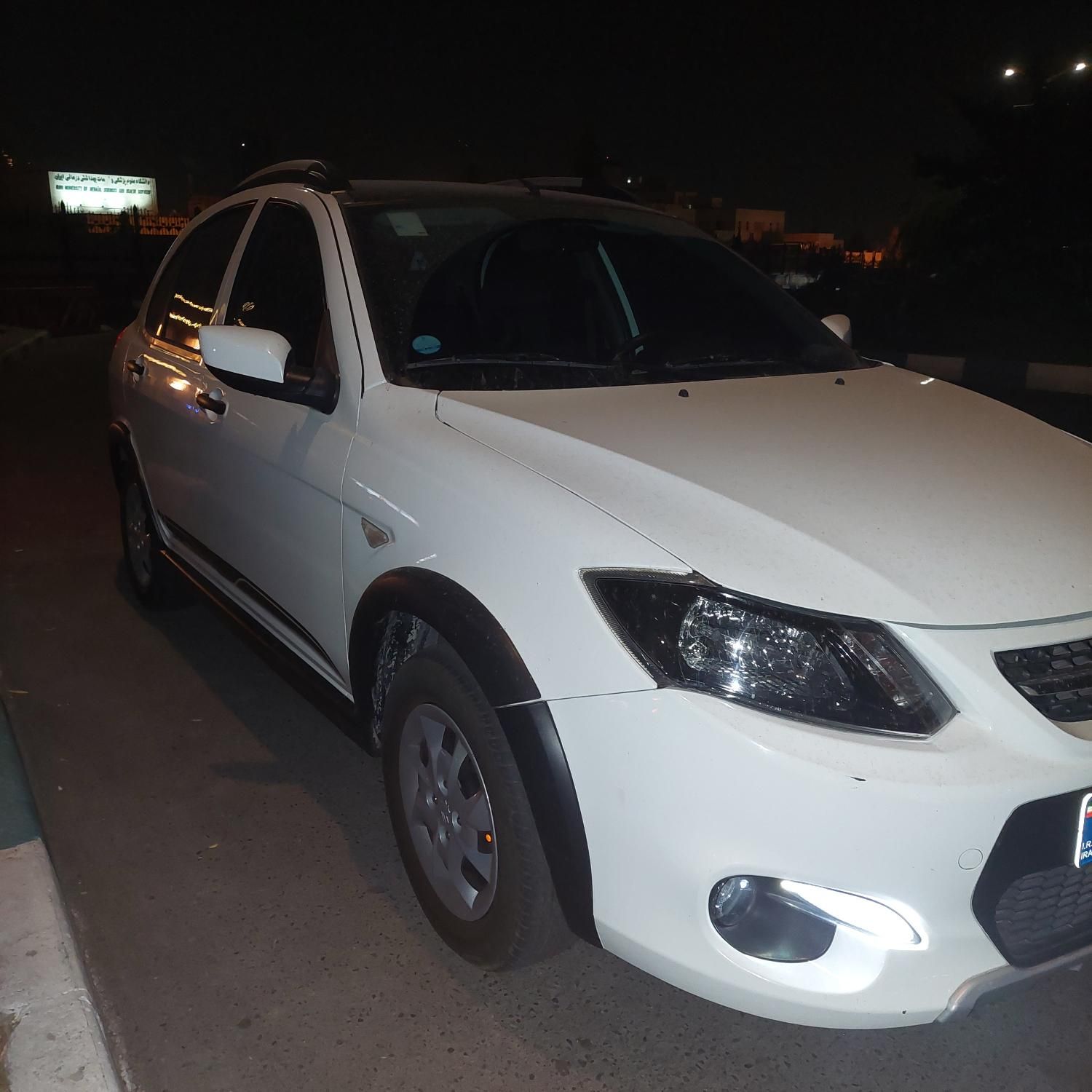 کوییک R دنده‌ای - 1402