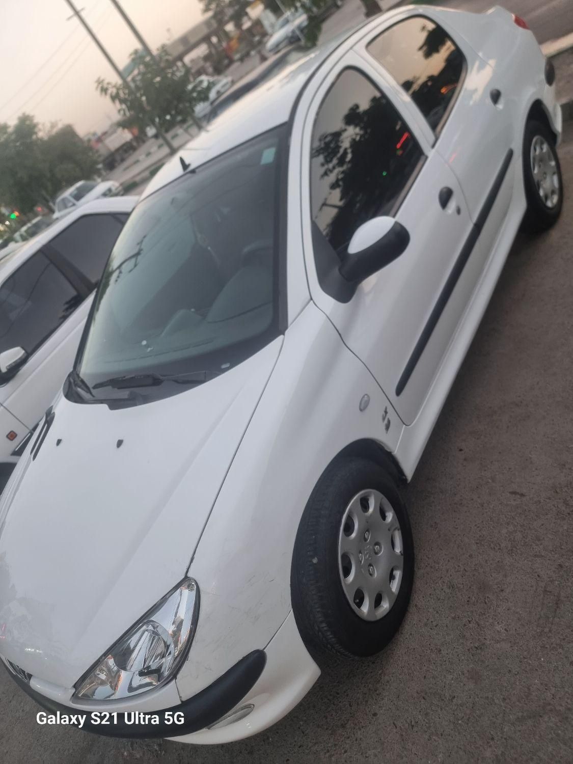 پژو ۲۰۶ صندوق دار v8 - 1393